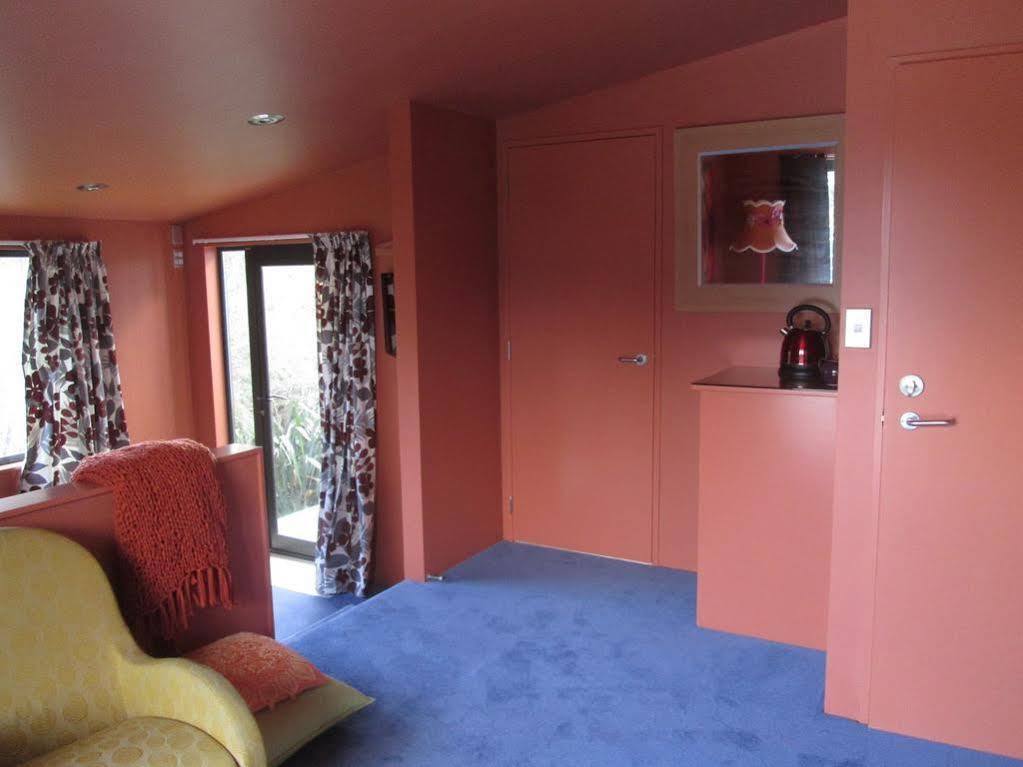 투투카카 The Lighthouse Lookout B&B 외부 사진