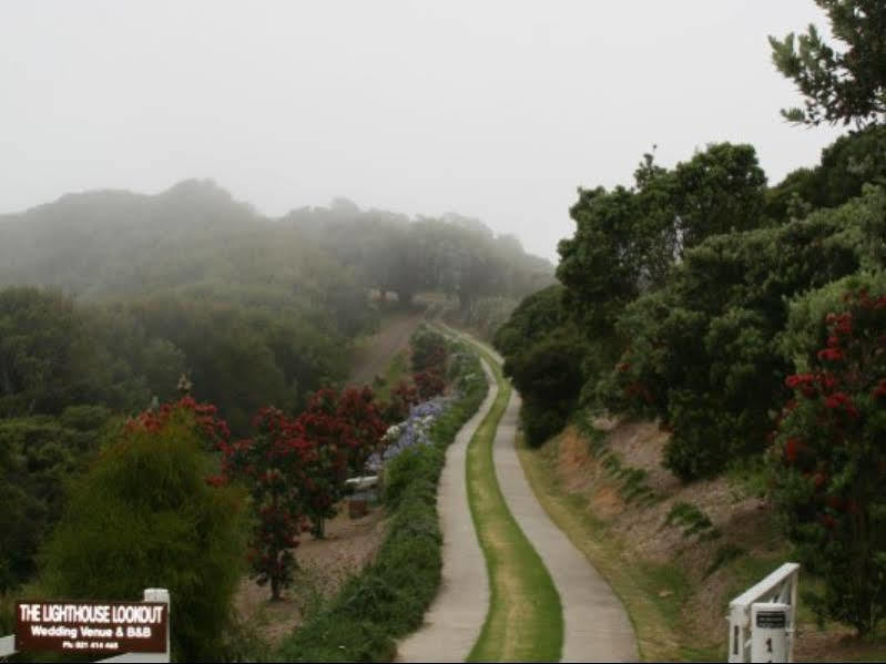 투투카카 The Lighthouse Lookout B&B 외부 사진
