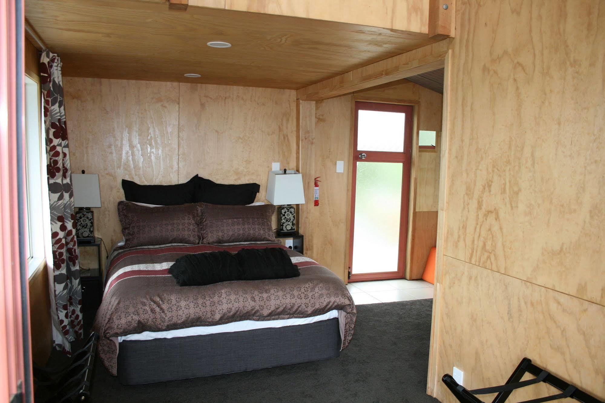 투투카카 The Lighthouse Lookout B&B 외부 사진